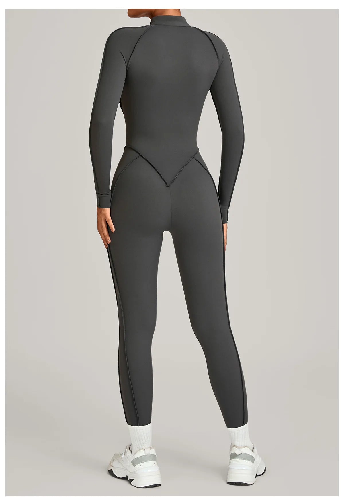 💚 Macacão Feminino de Yoga e Ginásio
Elegância atlética. Suporte firme. Movimento sem limites.