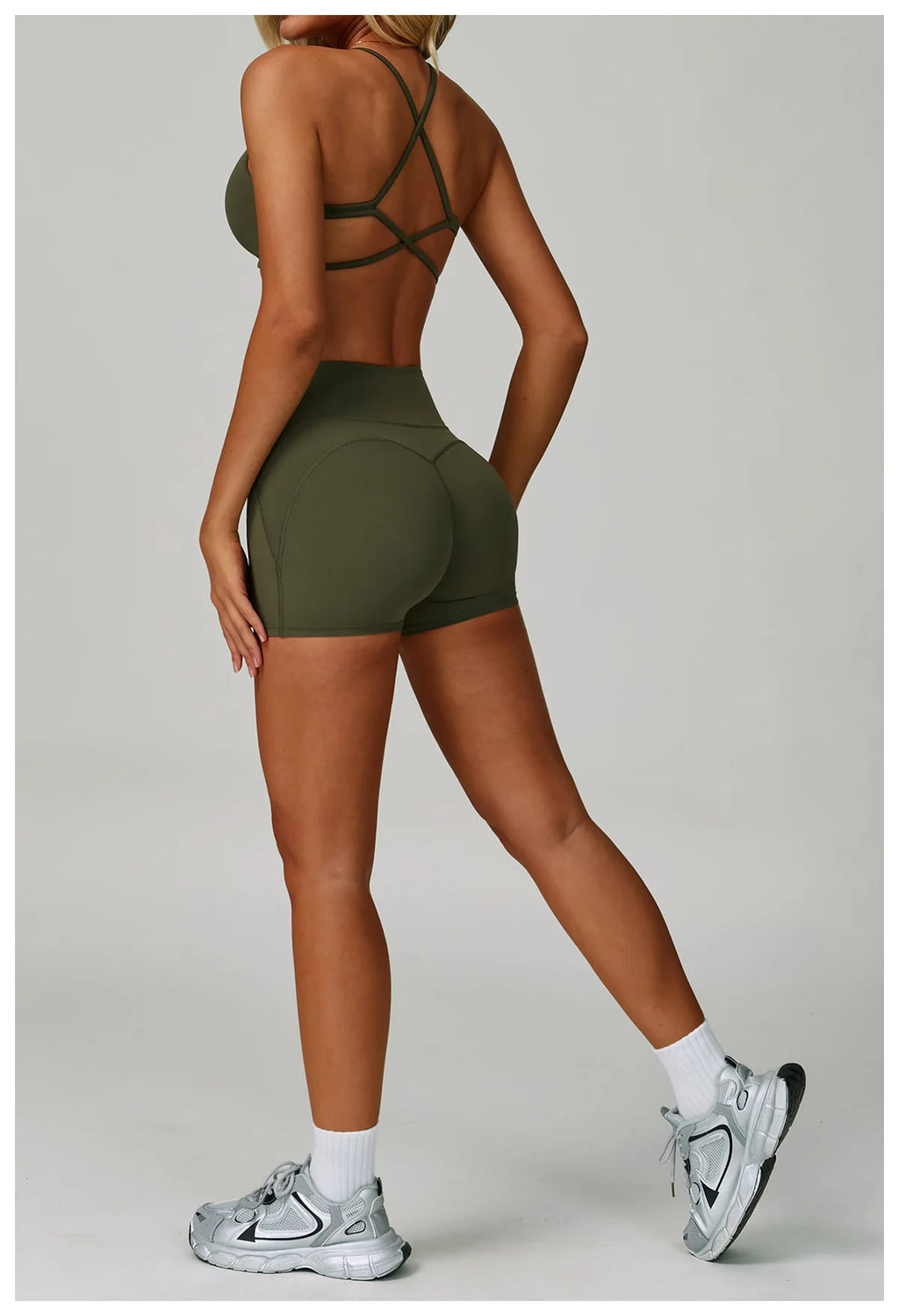 💜 Conjunto de Treino Feminino Cintura Alta
Conforto absoluto. Suporte firme. Confiança em cada movimento.