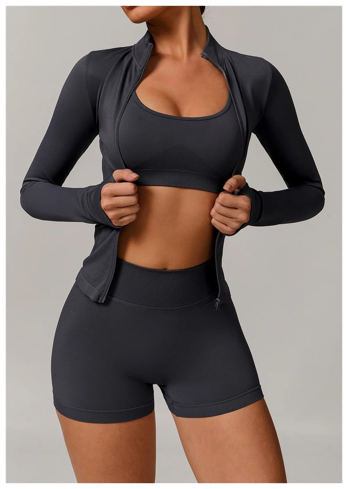 🤍 Conjunto Fitness Feminino Cintura Alta
Suporte firme. Silhueta definida. Confiança em cada treino.